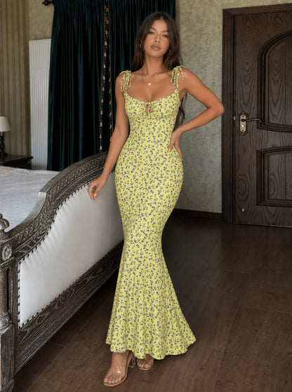 Clarissa Ditsy Floral Tie Strap Midi Dress